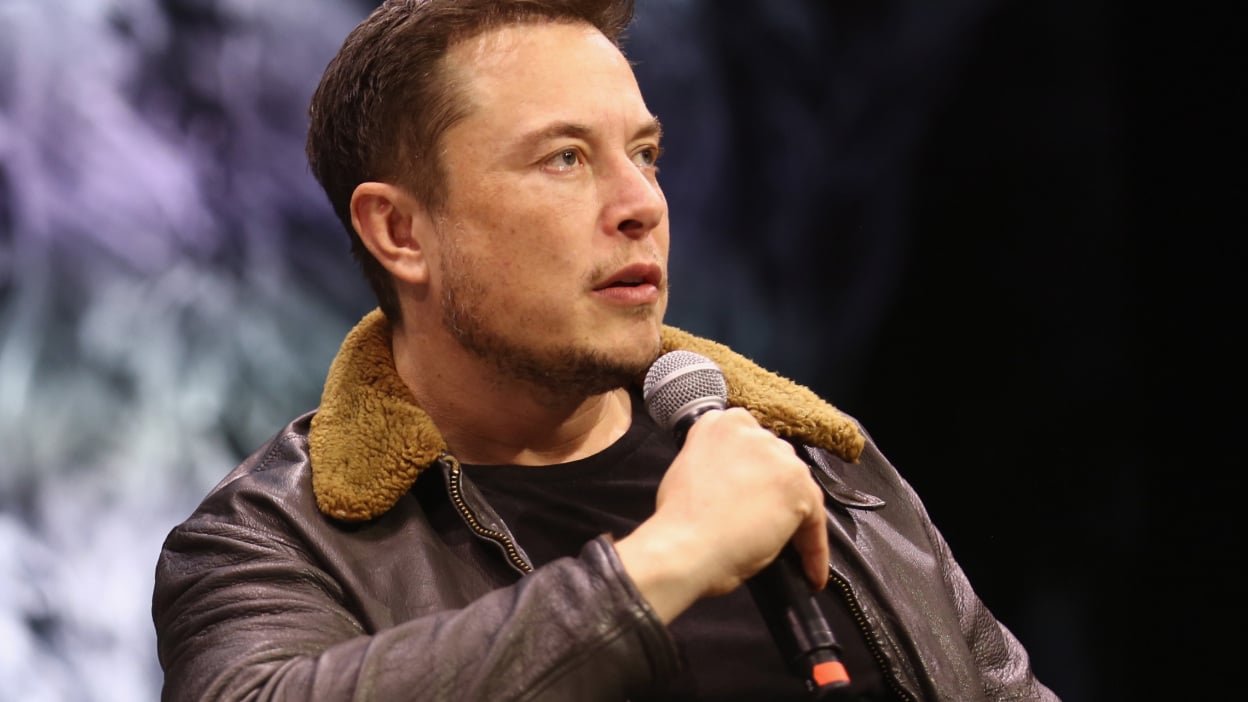 Elon Musk DGAF what anyone thinks of him