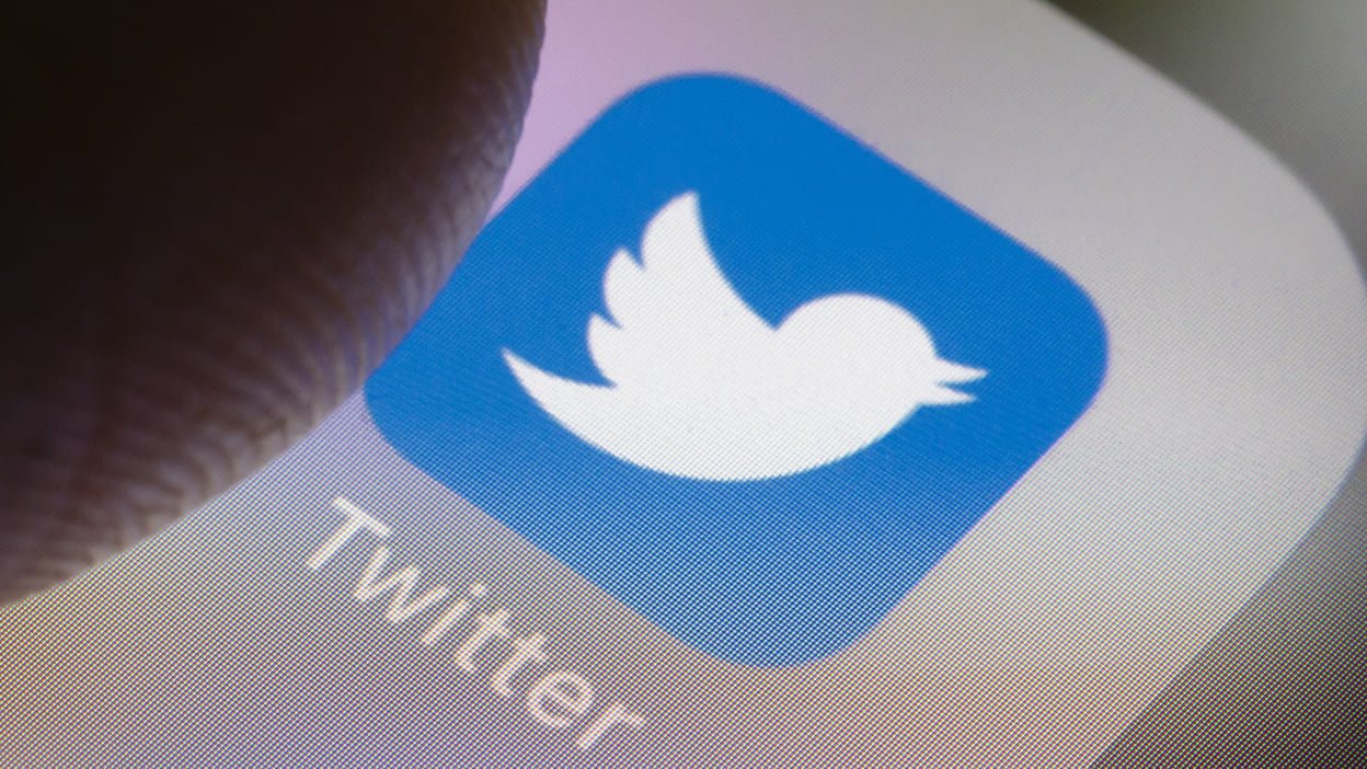 NBA exec reportedly operated five secret Twitter accounts to criticize players and staff